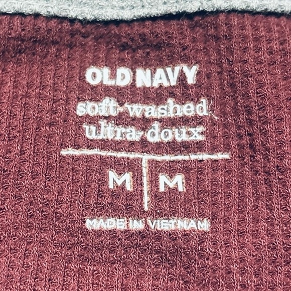 OLD NAVY thermal shirt - Picture 3 of 3